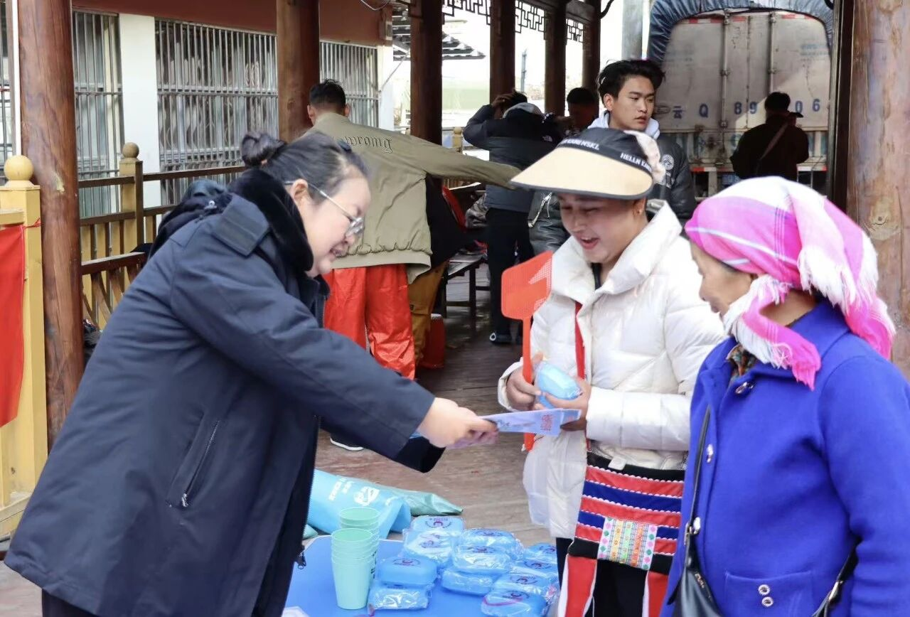 ������������Ժ�������롰�����硱�  ���뿪չ��������������巢չ